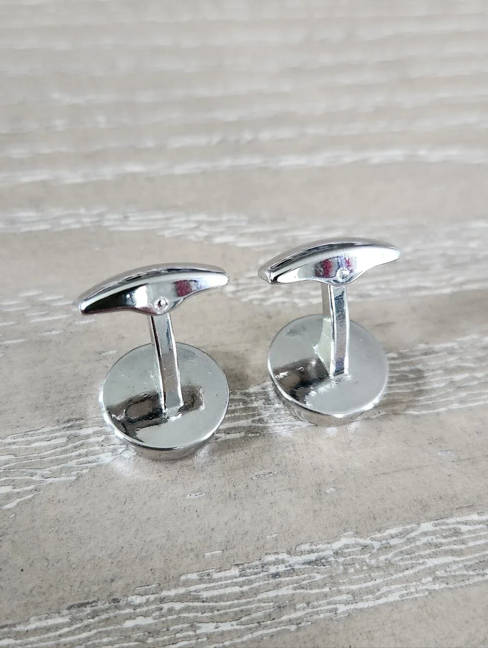 Men’s Silver Tone Geometric Basket Weave Round Cufflinks Formal Classic Elegance